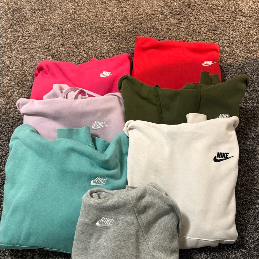 Nike hoodie Set (7 hoodies)